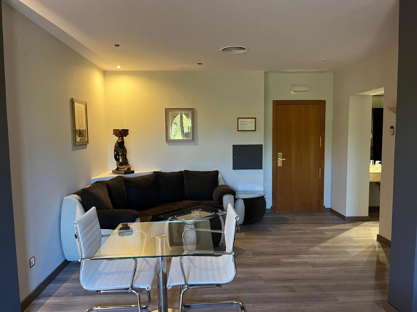 Deluxe Junior Suite